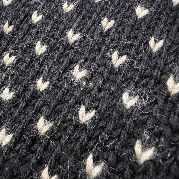 Vintage Tommy Hilfiger Fair Isle Winter Snowflake Holiday Sweater Black White L - Picture 7 of 10